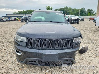 Piąte zdjęcie samochodu w środku: 2018 JEEP GRAND CHEROKEE LAREDO VIN:1C4RJFAG9JC352884 - miniatura