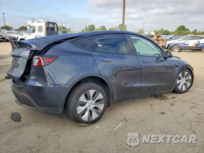 Trzecie zdjęcie samochodu z tyłu: 2024 TESLA MODEL Y VIN:7SAYGDEE5RA242520 - miniatura
