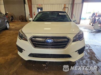 Piąte zdjęcie samochodu w środku: 2019 SUBARU LEGACY 2.5I PREMIUM VIN:4S3BNAF65K3035372 - miniatura