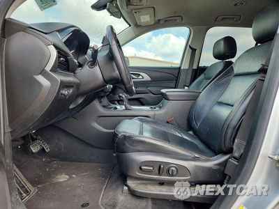 Zdjęcie 7 z 13 samochodu: 2019 CHEVROLET TRAVERSE LT VIN:1GNERGKW3KJ180777 - miniatura