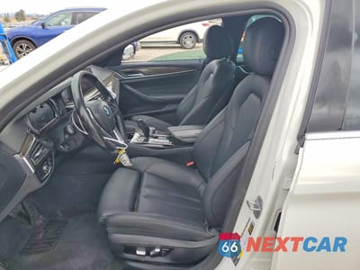 Zdjęcie 7 z 12 samochodu: 2019 BMW 530E VIN:WBAJA9C56KB388451 - miniatura