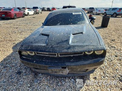 Piąte zdjęcie samochodu w środku: 2019 DODGE CHALLENGER SXT VIN:2C3CDZAG1KH669852 - miniatura