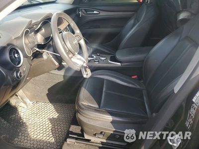Zdjęcie 7 z 13 samochodu: 2021 ALFA ROMEO STELVIO TI VIN:ZASPAKBN6M7D18595 - miniatura
