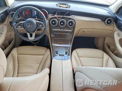 Zdjęcie 8 z 13 samochodu: 2020 MERCEDES-BENZ GLC 300 VIN:W1N0G8DB0LF844748 - miniatura