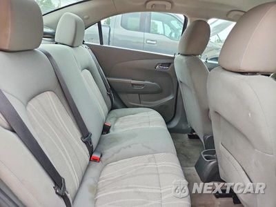 Zdjęcie 10 z 12 samochodu: 2013 CHEVROLET SONIC LT VIN:1G1JC5SH2D4164787 - miniatura