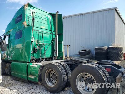 Drugie zdjęcie samochodu z przodu: 2021 VOLVO VNL SEMI TRUCK VIN:4V4NC9EH1MN274840 - miniatura