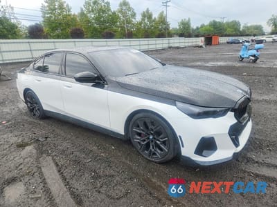 Czwarte zdjęcie samochodu z boku: 2026 BMW 540 XI VIN:WBA63FJ02TCW82530 - miniatura