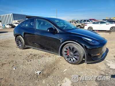 Czwarte zdjęcie samochodu z boku: 2024 TESLA MODEL Y VIN:7SAYGDEF1RF057425 - miniatura