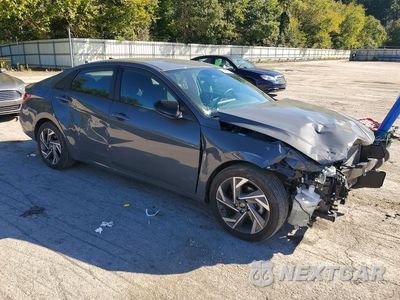 Czwarte zdjęcie samochodu z boku: 2025 HYUNDAI ELANTRA SEL SPORT VIN:KMHLM4DG5SU045037 - miniatura