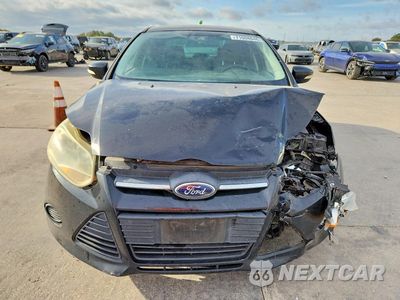 Piąte zdjęcie samochodu w środku: 2014 FORD FOCUS SE VIN:1FADP3F2XEL149213 - miniatura
