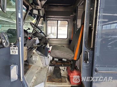 Zdjęcie 7 z 12 samochodu: 2020 FREIGHTLINER MT45G CHASSIS DELIVERY TRUCK VIN:4UZAC2EA0LCMK2986 - miniatura