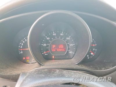 Zdjęcie 9 z 12 samochodu: 2016 KIA SOUL BASE VIN:KNDJN2A2XG7320154 - miniatura