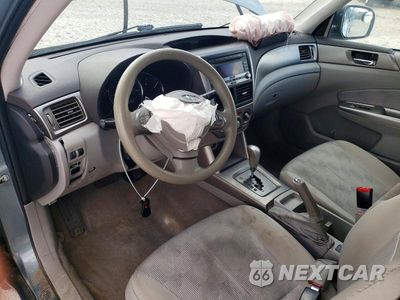 Zdjęcie 8 z 12 samochodu: 2010 SUBARU FORESTER 2.5X PREMIUM VIN:JF2SH6CC7AH901123 - miniatura