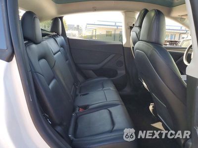 Zdjęcie 11 z 14 samochodu: 2022 TESLA MODEL Y VIN:7SAYGDEF4NF539669 - miniatura