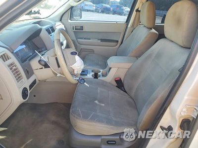 Zdjęcie 7 z 13 samochodu: 2012 FORD ESCAPE XLT VIN:1FMCU9DG9CKC73102 - miniatura