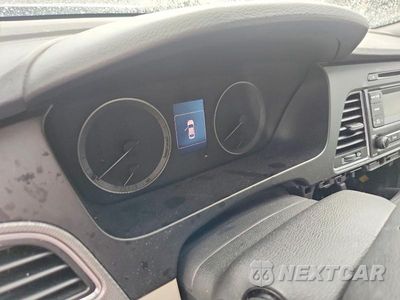 Zdjęcie 9 z 12 samochodu: 2015 HYUNDAI SONATA SE VIN:5NPE24AFXFH068232 - miniatura