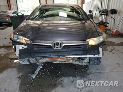 Piąte zdjęcie samochodu w środku: 2012 HONDA CIVIC LX VIN:19XFB2F57CE104581 - miniatura