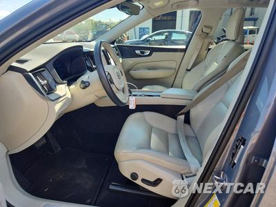 Zdjęcie 7 z 13 samochodu: 2023 VOLVO XC60 PLUS VIN:YV4L12RN1P1267850 - miniatura
