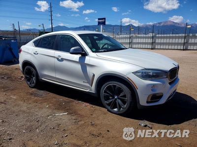 Czwarte zdjęcie samochodu z boku: 2015 BMW X6 XDRIVE50I VIN:5UXKU6C57F0F94426 - miniatura