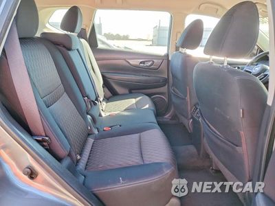 Zdjęcie 11 z 14 samochodu: 2017 NISSAN ROGUE S VIN:KNMAT2MT5HP514828 - miniatura