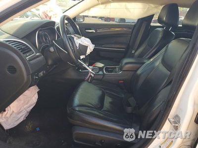 Zdjęcie 7 z 12 samochodu: 2015 CHRYSLER 300 LIMITED VIN:2C3CCAAG6FH849063 - miniatura