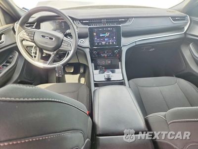 Zdjęcie 8 z 14 samochodu: 2025 JEEP GRAND CHEROKEE LAREDO VIN:1C4RJHAG1SC358742 - miniatura