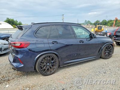 Trzecie zdjęcie samochodu z tyłu: 2021 BMW X5 M VIN:5YMJU0C02M9F72039 - miniatura