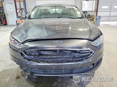 Piąte zdjęcie samochodu w środku: 2017 FORD FUSION SE VIN:3FA6P0H78HR398101 - miniatura