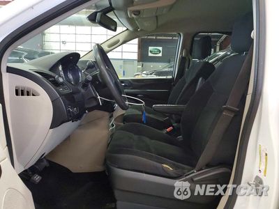 Zdjęcie 7 z 13 samochodu: 2019 DODGE GRAND CARAVAN SE VIN:2C4RDGBG8KR602832 - miniatura