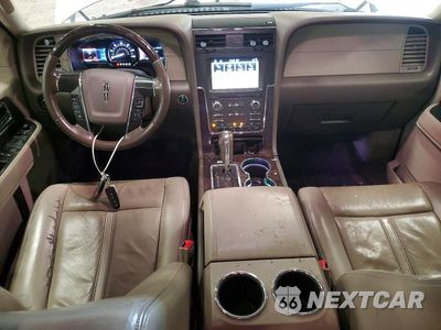 Zdjęcie 8 z 14 samochodu: 2017 LINCOLN NAVIGATOR L SELECT VIN:5LMJJ3JT7HEL13940 - miniatura