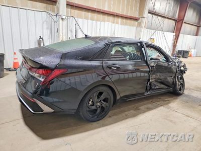 Trzecie zdjęcie samochodu z tyłu: 2026 HYUNDAI ELANTRA SEL SPORT VIN:KMHLM4DG2TU152032 - miniatura