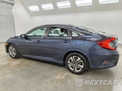 Drugie zdjęcie samochodu z przodu: 2017 HONDA CIVIC LX VIN:2HGFC2F5XHH547818 - miniatura
