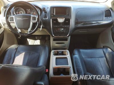Zdjęcie 8 z 14 samochodu: 2013 CHRYSLER TOWN & COUNTRY TOURING VIN:2C4RC1BG4DR696565 - miniatura