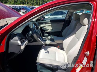 Zdjęcie 7 z 12 samochodu: 2019 HONDA ACCORD LX VIN:1HGCV1F12KA005073 - miniatura