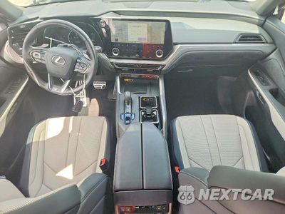 Zdjęcie 8 z 13 samochodu: 2025 LEXUS TX 500H F SPORT PERFORMANCE PREMIUM VIN:5TDABAB68SS008224 - miniatura