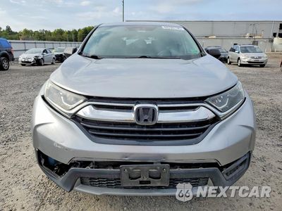 Piąte zdjęcie samochodu w środku: 2019 HONDA CR-V LX VIN:2HKRW5H36KH414990 - miniatura