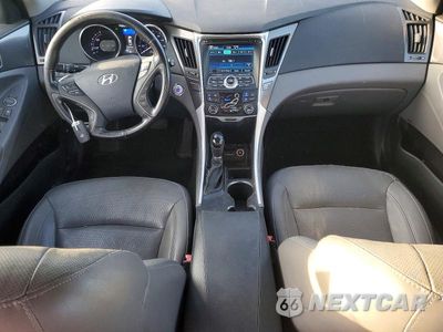 Zdjęcie 8 z 12 samochodu: 2014 HYUNDAI SONATA HYBRID VIN:KMHEC4A49EA111469 - miniatura
