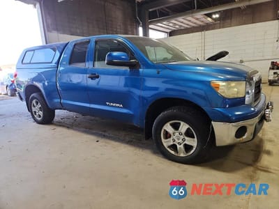 Czwarte zdjęcie samochodu z boku: 2007 TOYOTA TUNDRA SR5 VIN:5TBBT54187S455811 - miniatura