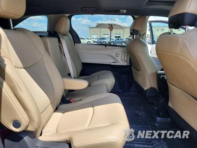 Zdjęcie 11 z 13 samochodu: 2022 TOYOTA SIENNA XLE VIN:5TDYRKEC9NS132119 - miniatura