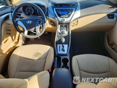 Zdjęcie 8 z 12 samochodu: 2012 HYUNDAI ELANTRA GLS VIN:5NPDH4AE7CH137908 - miniatura