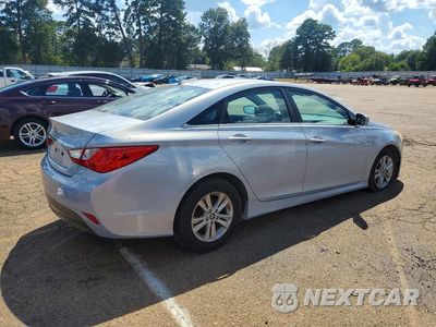 Trzecie zdjęcie samochodu z tyłu: 2014 HYUNDAI SONATA GLS VIN:5NPEB4ACXEH889044 - miniatura
