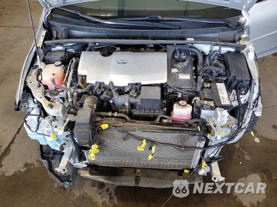 Zdjęcie 12 z 14 samochodu: 2019 TOYOTA PRIUS LE VIN:JTDKARFU5K3076335 - miniatura