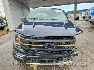 Piąte zdjęcie samochodu w środku: 2022 FORD F150 SUPERCREW VIN:1FTEW1E84NFC01428 - miniatura