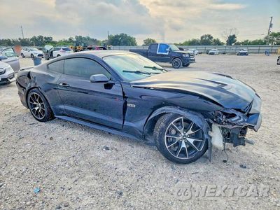 Czwarte zdjęcie samochodu z boku: 2020 FORD MUSTANG VIN:1FA6P8TD7L5150140 - miniatura