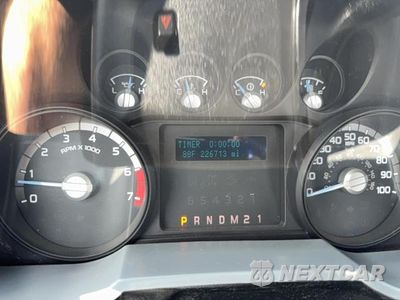 Zdjęcie 8 z 10 samochodu: 2015 FORD F350 SUPER DUTY VIN:1FDRF3G67FEC14945 - miniatura