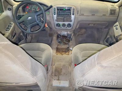 Zdjęcie 8 z 13 samochodu: 2002 FORD EXPLORER XLT VIN:1FMZU73E62ZB35277 - miniatura
