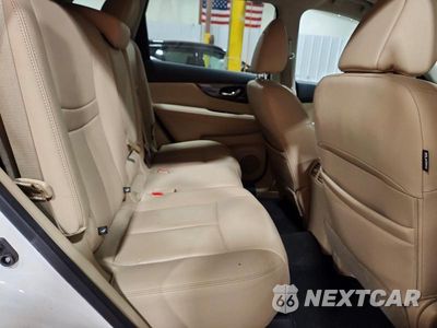 Zdjęcie 10 z 13 samochodu: 2016 NISSAN ROGUE SL VIN:5N1AT2MV4GC915564 - miniatura