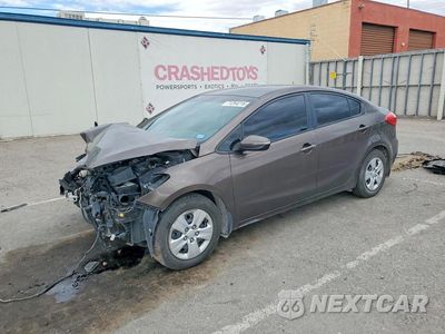 2015 KIA FORTE LX KNAFX4A6XF5358165 - główne zdjęcie licytacji z USA - miniatura