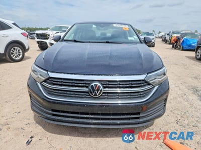 Piąte zdjęcie samochodu w środku: 2024 VOLKSWAGEN JETTA S VIN:3VW5M7BU3RM057741 - miniatura