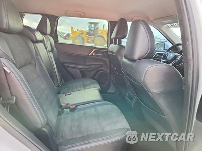 Zdjęcie 11 z 13 samochodu: 2022 MITSUBISHI OUTLANDER SE VIN:JA4J3UA85NZ010849 - miniatura